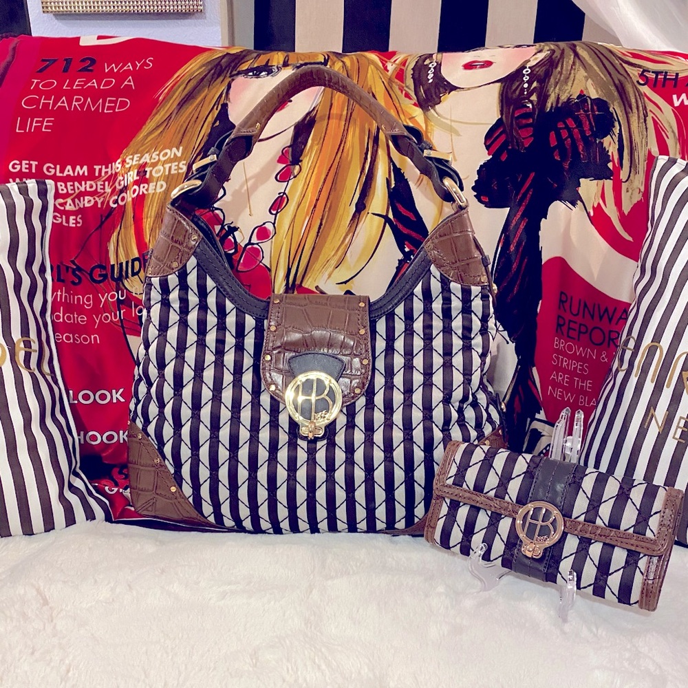 HENRI BENDEL CENTENNIAL HOBO-QUILTED BAG & WALLET
